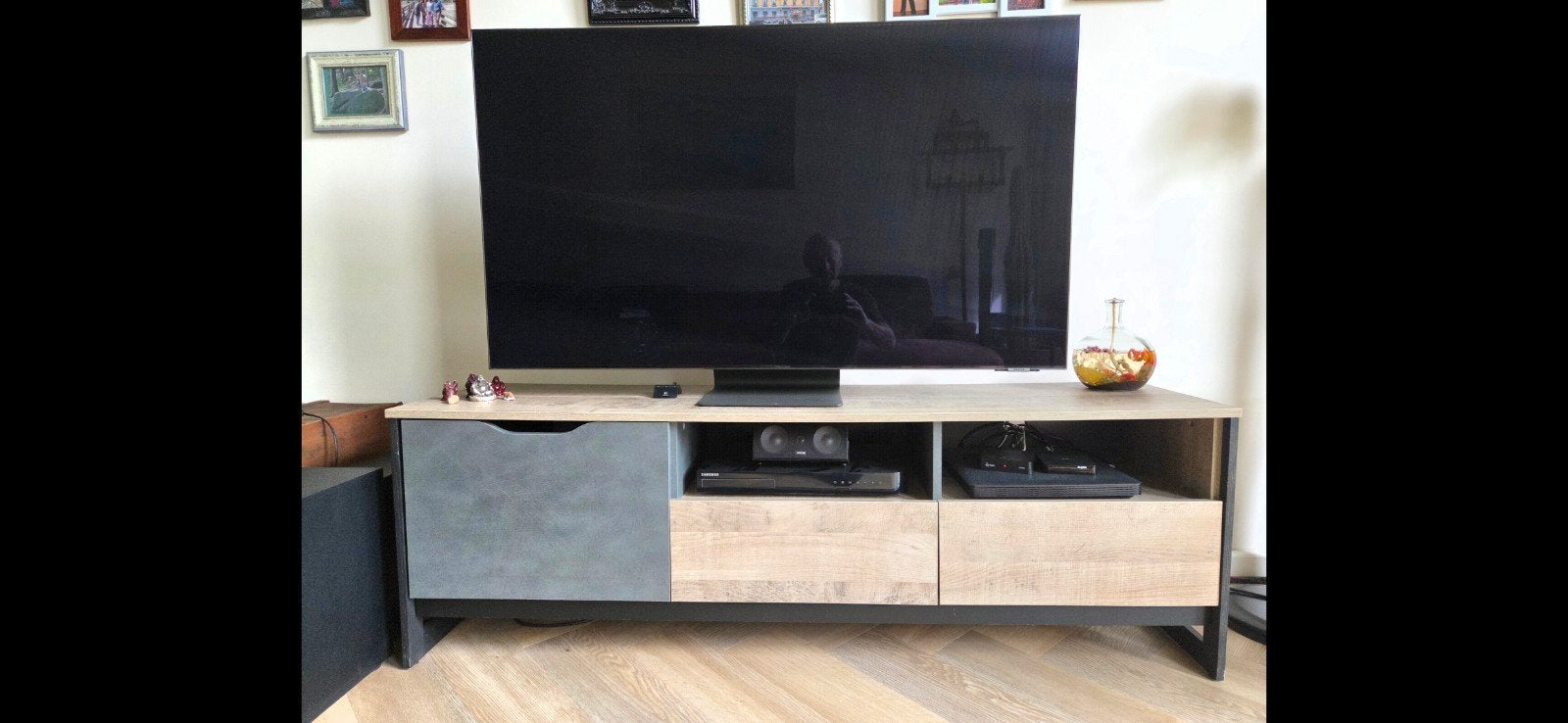 TV meubel, zonder TV. Dus eigenlijk meubel., Ophalen, 25 tot 50 cm, Metaal, Minder dan 100 cm