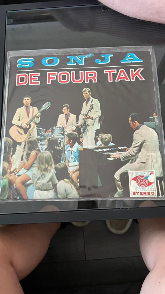 Sonja - De four tak, Ophalen of Verzenden, Zo goed als nieuw, Overige formaten, Levenslied of Smartlap