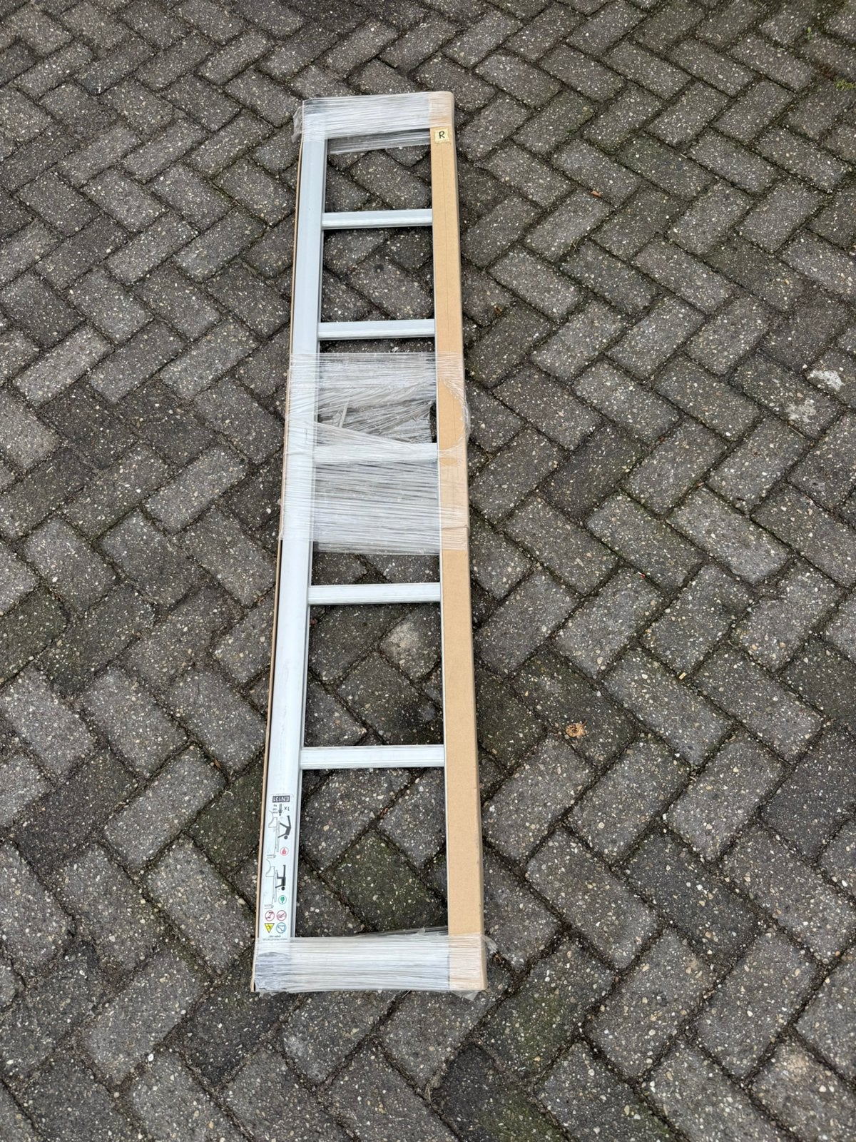 Nieuwe aluminium deurladder, Ophalen, Zo goed als nieuw