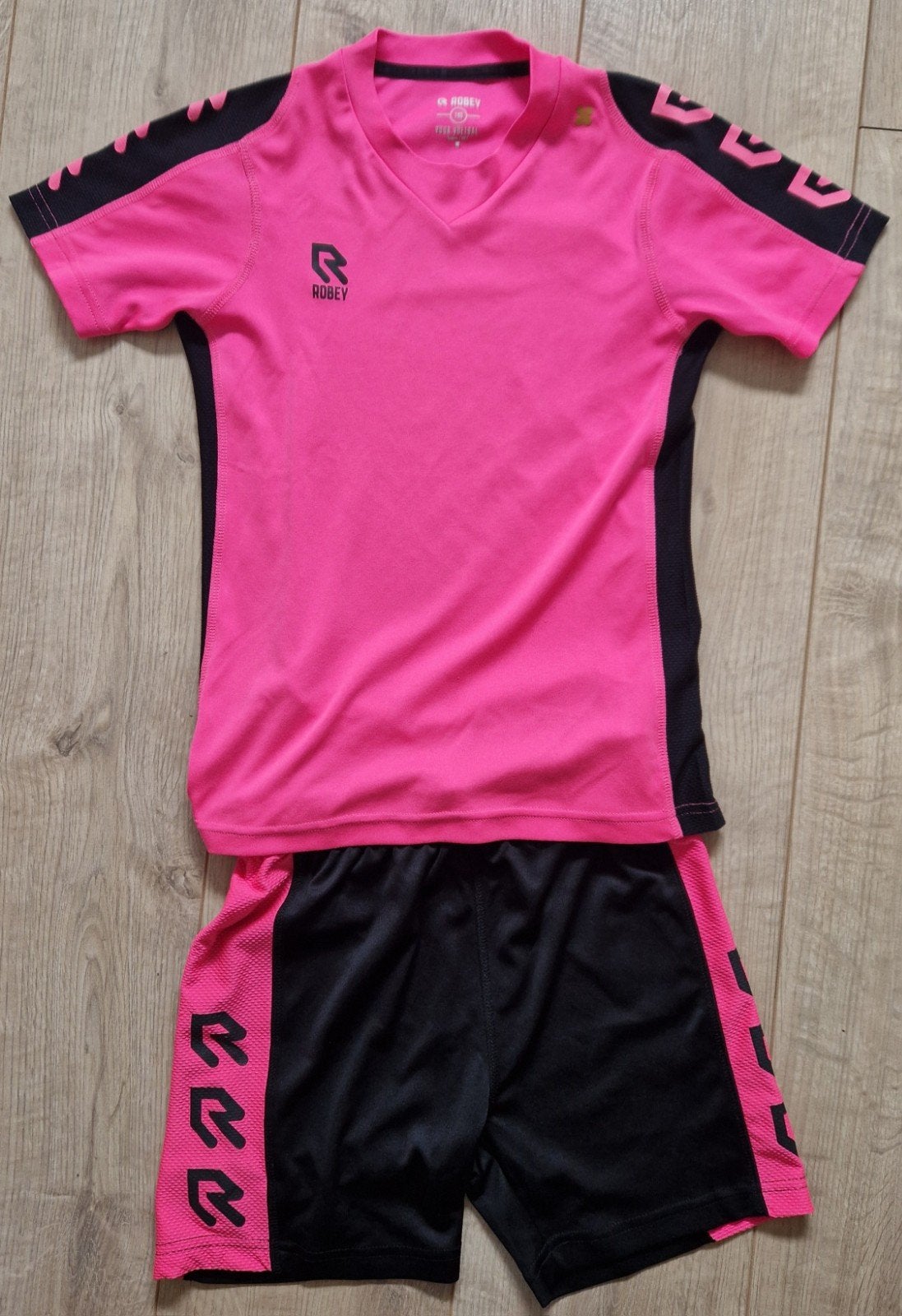 Robey Voetbalset Roze/Zwart Maat 140, Maat XS of kleiner, Ophalen, Zo goed als nieuw, Set