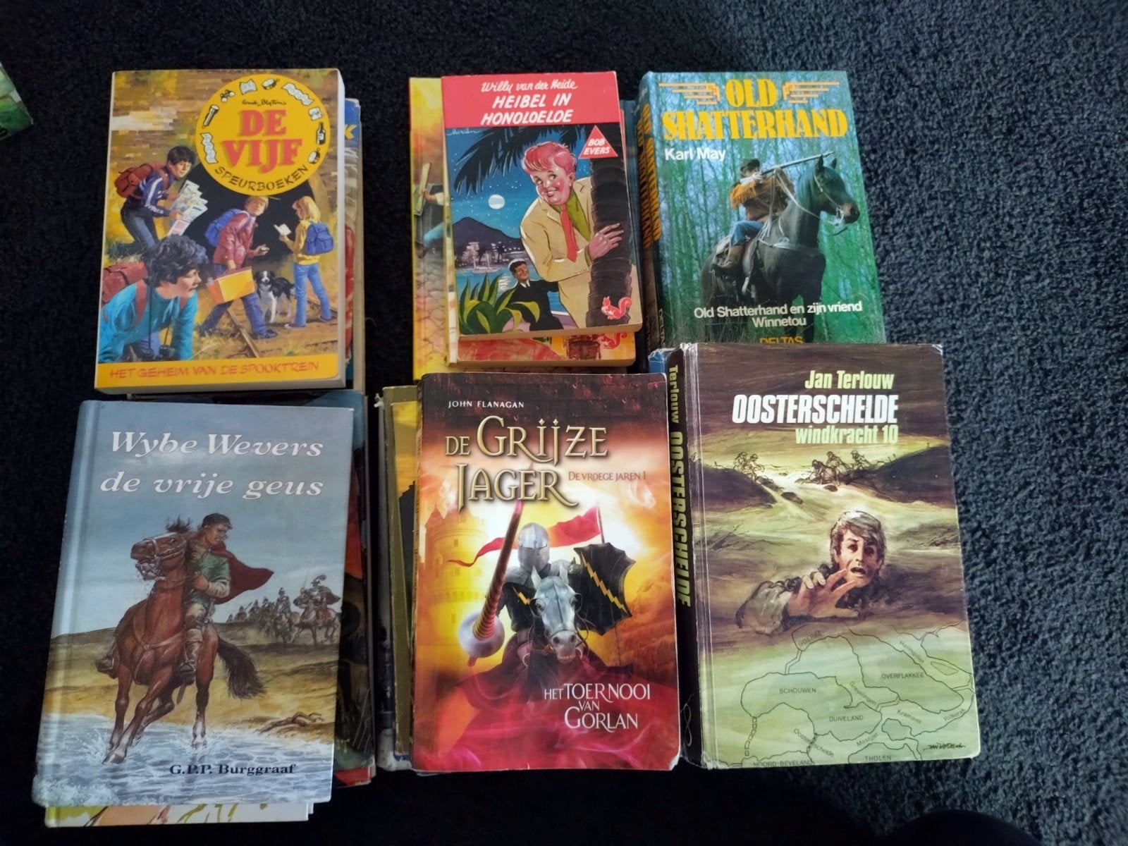 Doos met 21 boeken, Ophalen of Verzenden, Gelezen