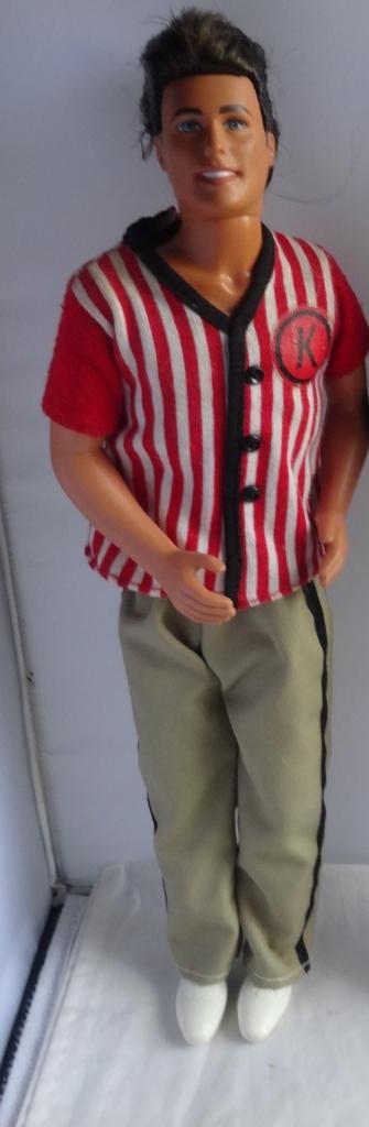 VINTAGE MATTEL * OUD 3 x KEN * 1 SKIPPER * Gekleed *, Verzenden, Zo goed als nieuw, Pop