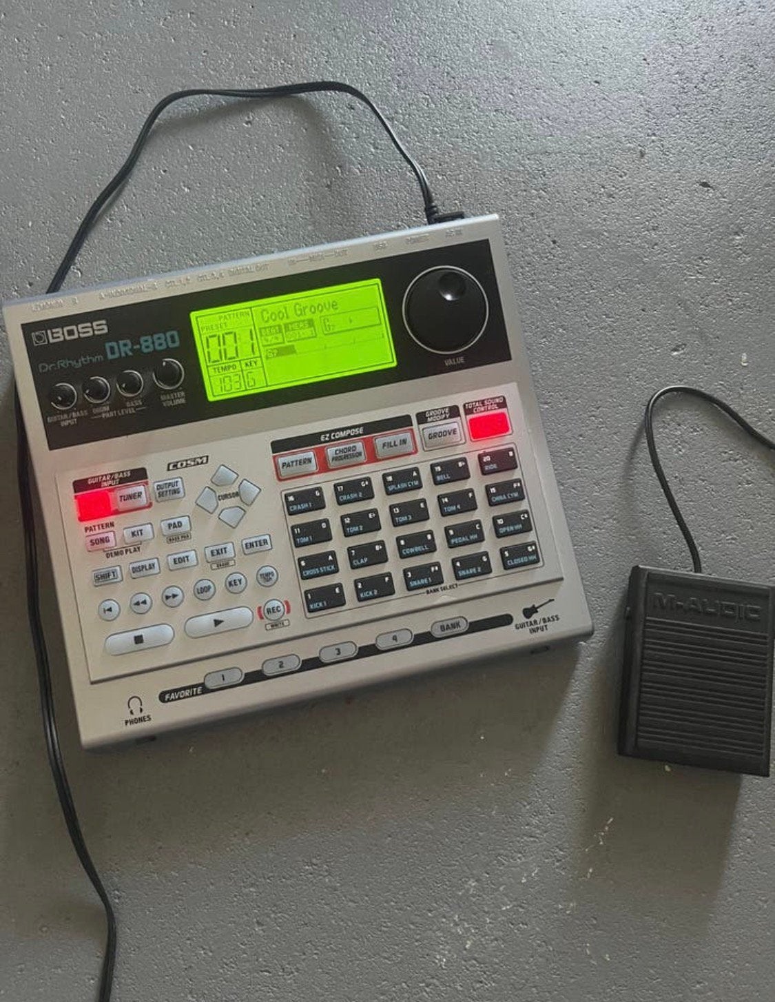 BOSS Dr Rhythm dr-880 drumcomputer module gitaar effect, Muziek en Instrumenten, Ophalen, Zo goed als nieuw