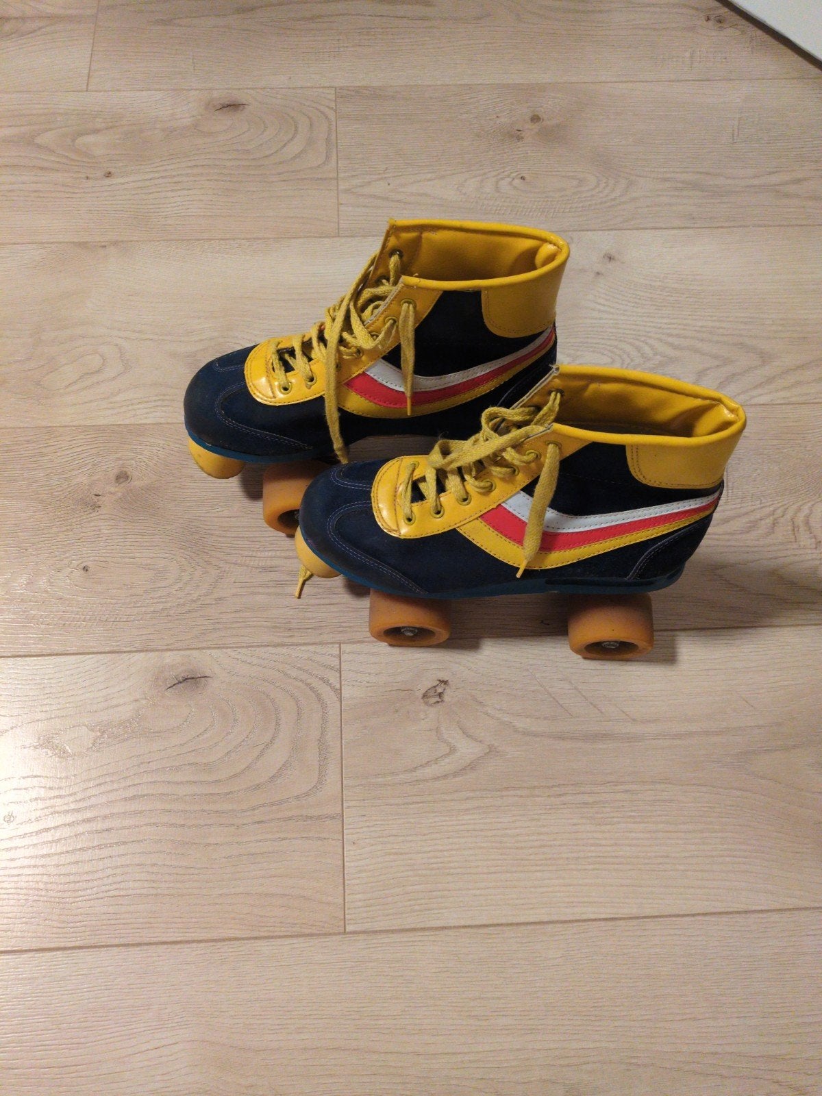 Vintage rolschaatsen - Maat 38, Gebruikt, Dames, Overige typen, Ophalen