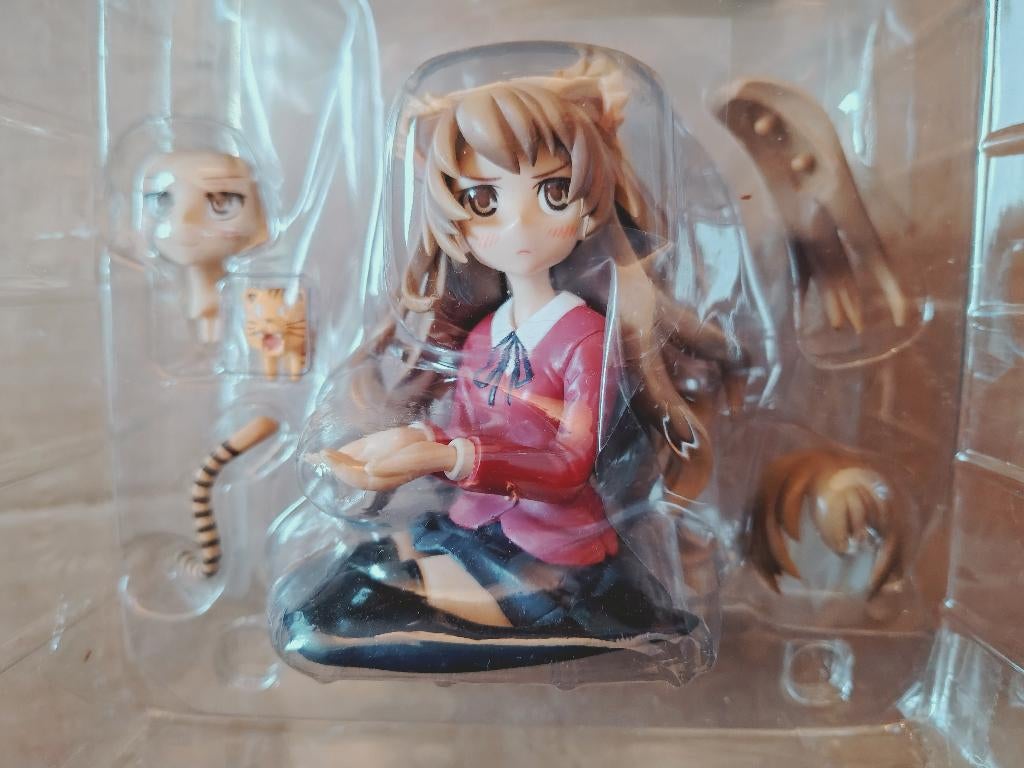 Taiga aisaka toradora anime manga figure van wave zeldzaam, Ophalen of Verzenden, Zo goed als nieuw, Overige typen