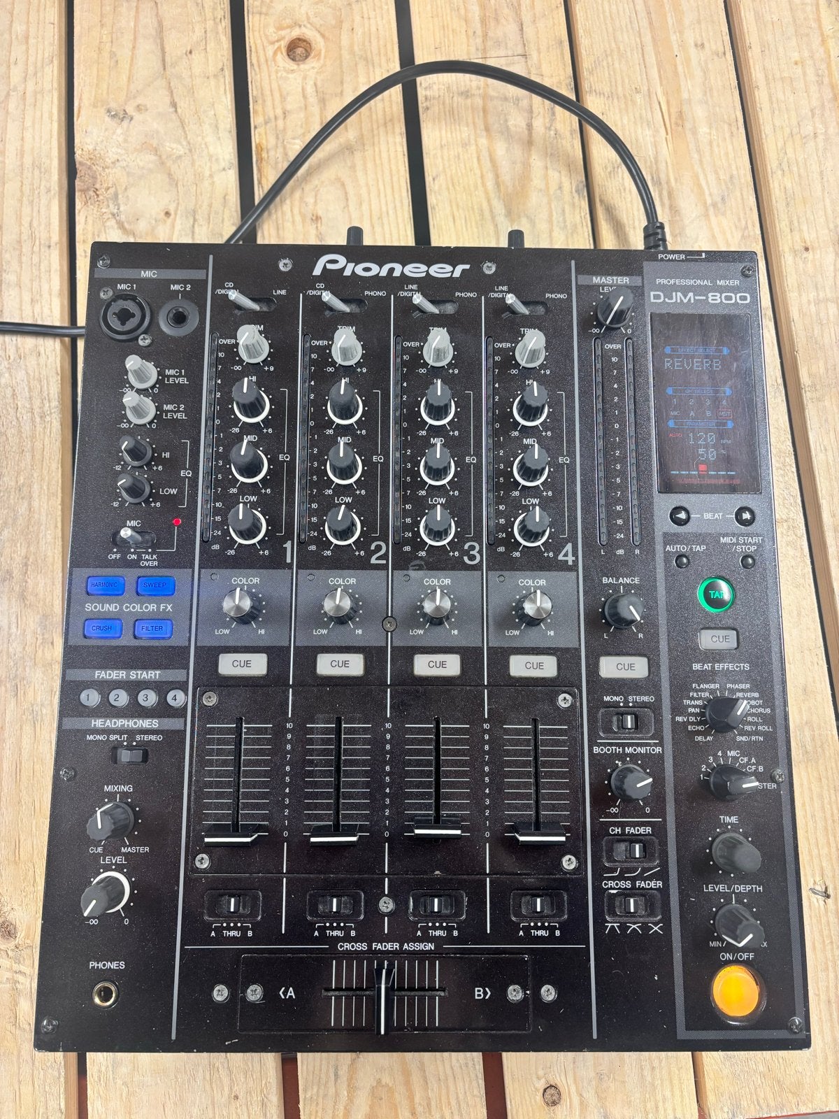 Pioneer DJM-800 Professionele DJ Mixer, Gebruikt, Info@pulse-avl.com, Dorsvloerweg 897, Minder dan 5 kanalen
