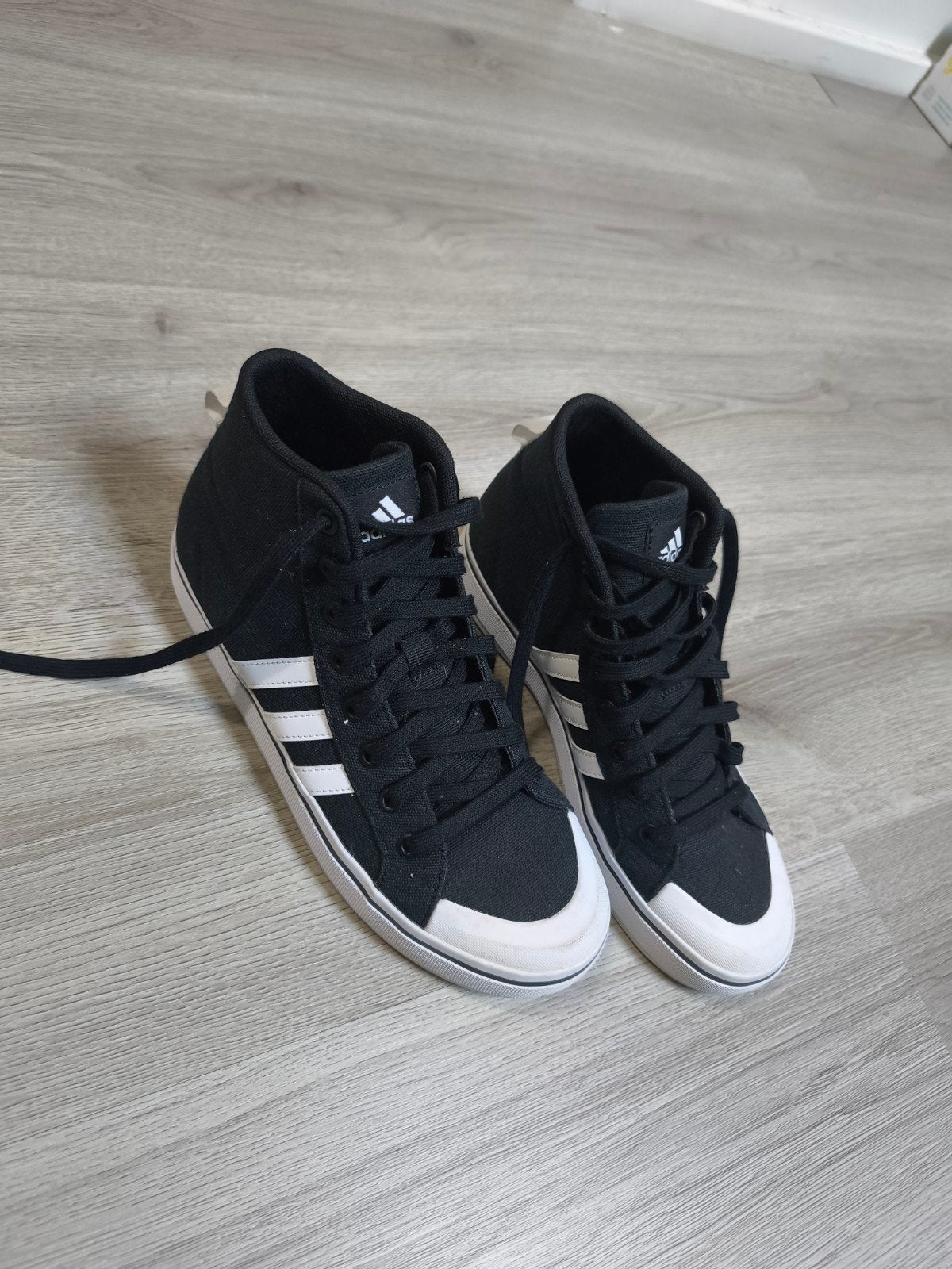 Schoenen merk Adidas, Sport en Fitness, Basketbal, Ophalen, Nieuw, Schoenen