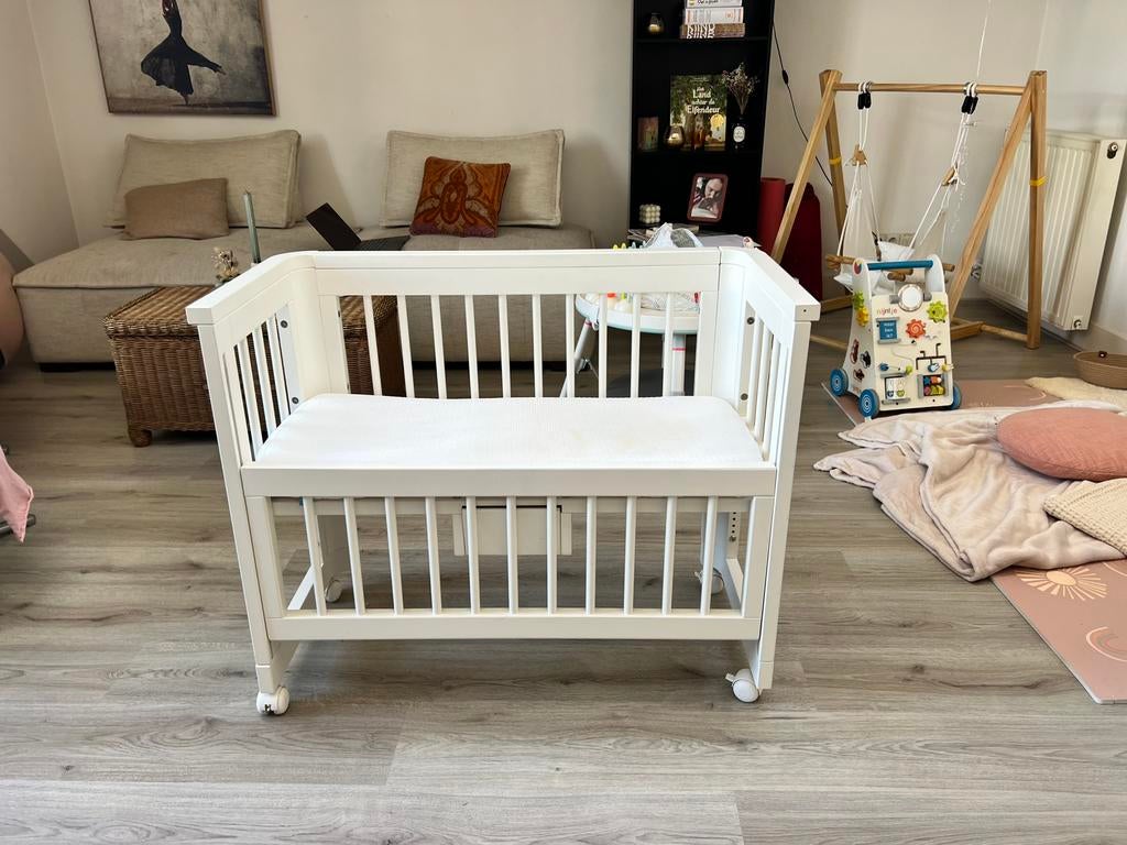 Witte Co-sleeper van hout (Troll), Kinderen en Baby's, Babywiegjes en Ledikanten, Ophalen, Nieuw, Wieg