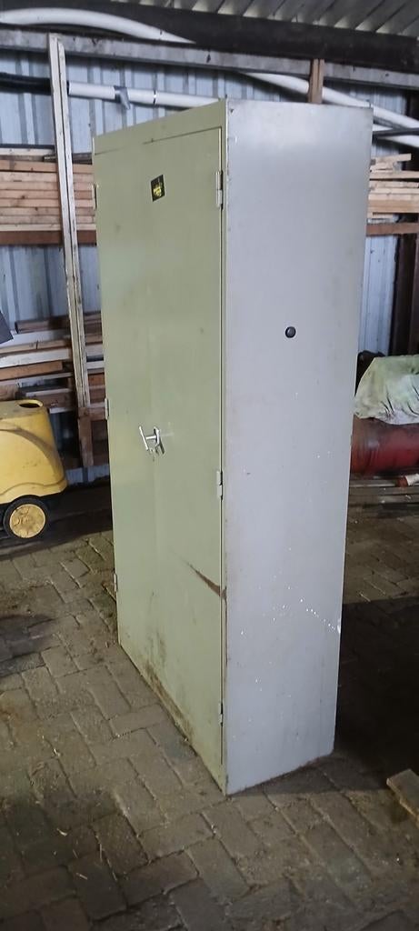 Metalen archiefkast met vakken - Ideaal voor opslag, Ophalen, Gebruikt, Industrieel