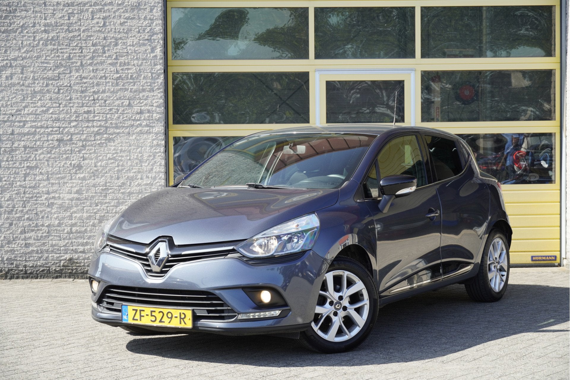 Renault Clio 0.9 TCe 5drs Limited BJ2019 Lmv 16" | Led | Pdc, Auto's, Voorwielaandrijving, 898 cc, Stof, Gebruikt