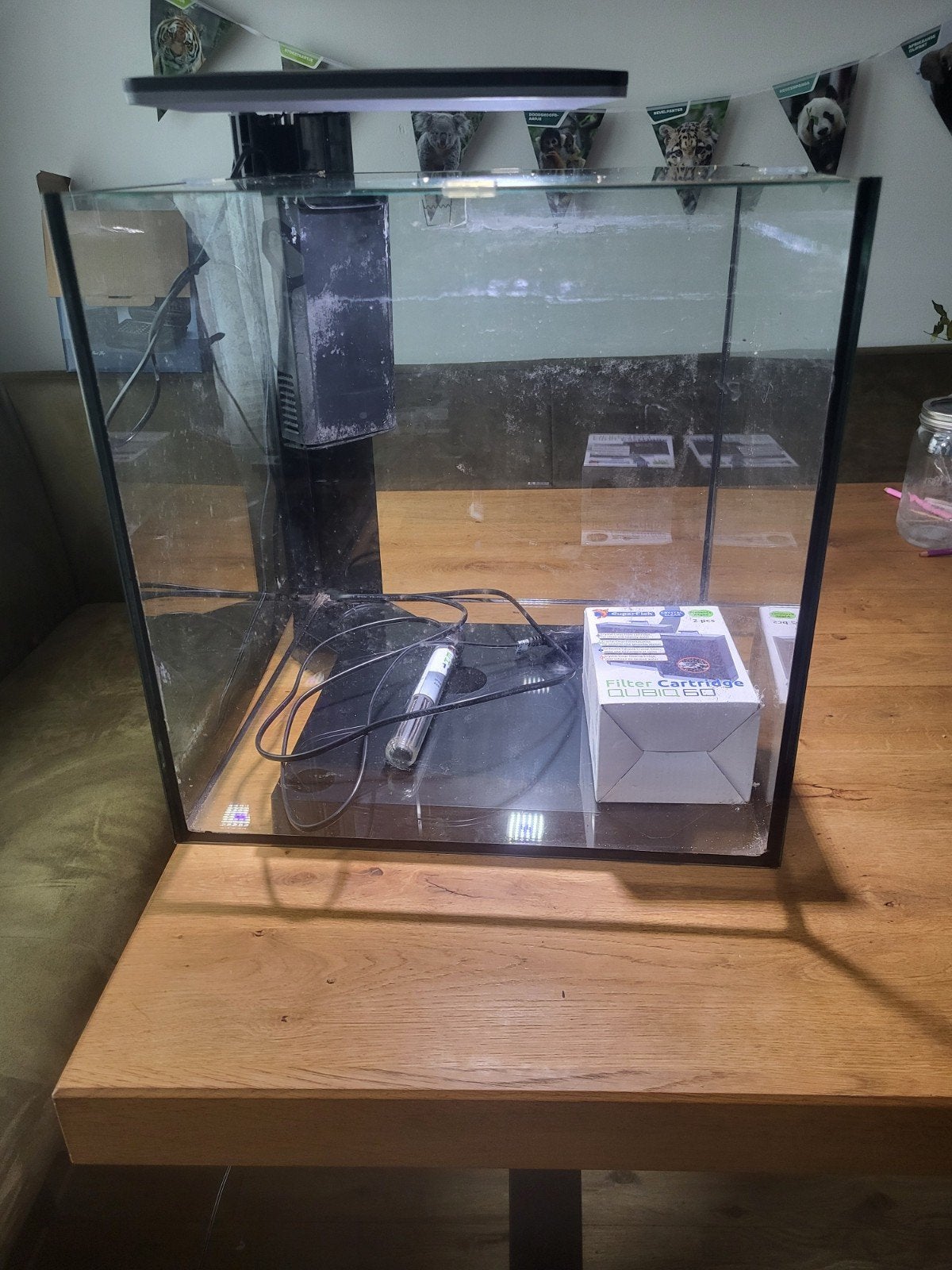 aquarium Qubiq 60 pro zwart, Ophalen, Gebruikt, Leeg aquarium, Superfish