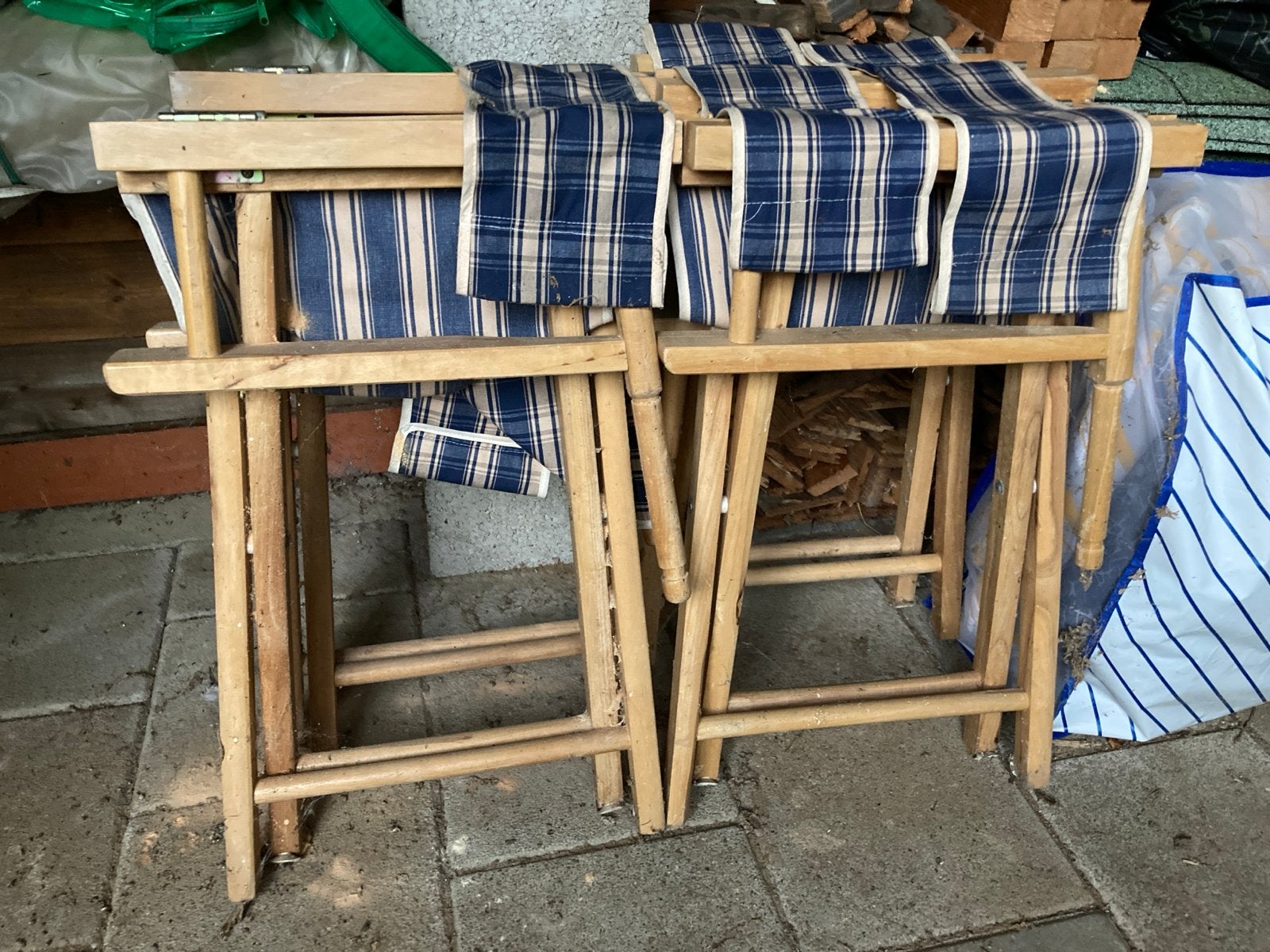 Set van 4 vintage houten klapstoelen met gestreepte stof, Ophalen of Verzenden