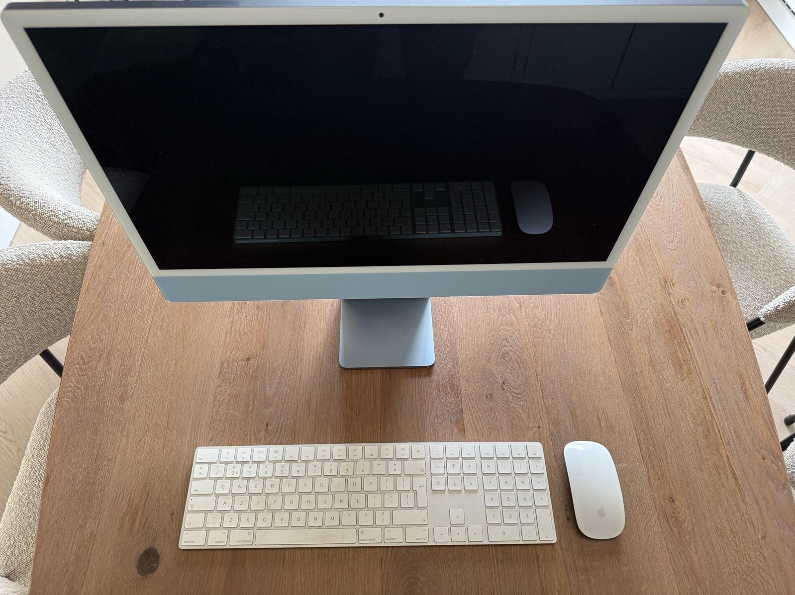 APPLE iMac 24-inch (M3) - 8-core CPU - 8-core - 8GB - 256GB, Computers en Software, Apple Desktops, Ophalen, Zo goed als nieuw