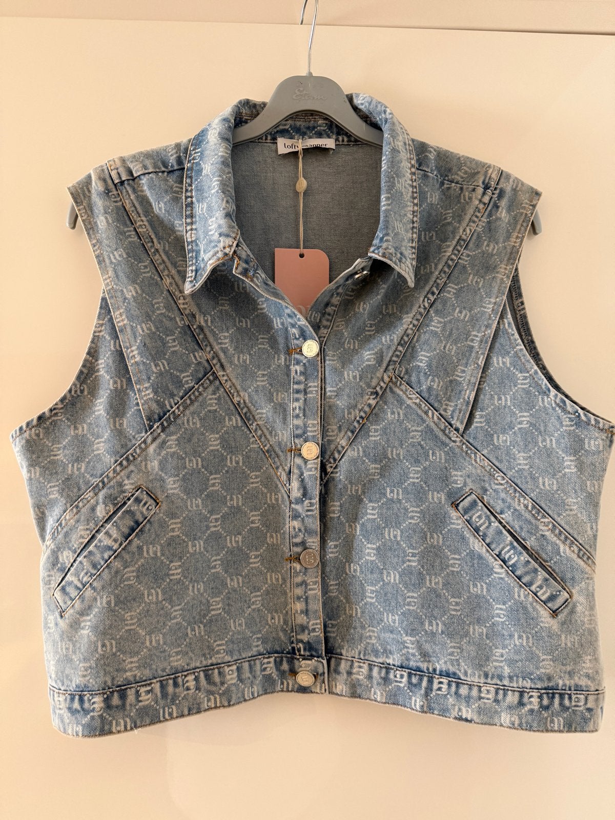 Lofty Manner Gilet Cecilia Denim Blue Maat XL nieuw!, Ophalen of Verzenden, Nieuw, Maat 46/48 (XL) of groter, Blauw