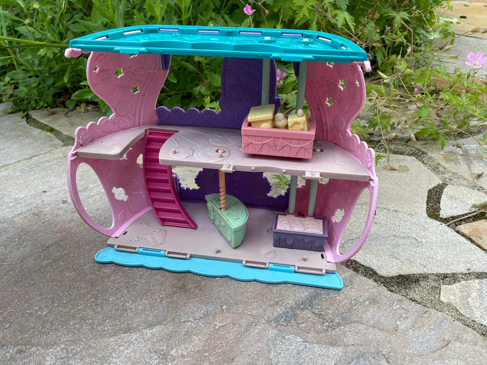 Hatchimals ijssalon speelset, Ophalen, Gebruikt, Meisje