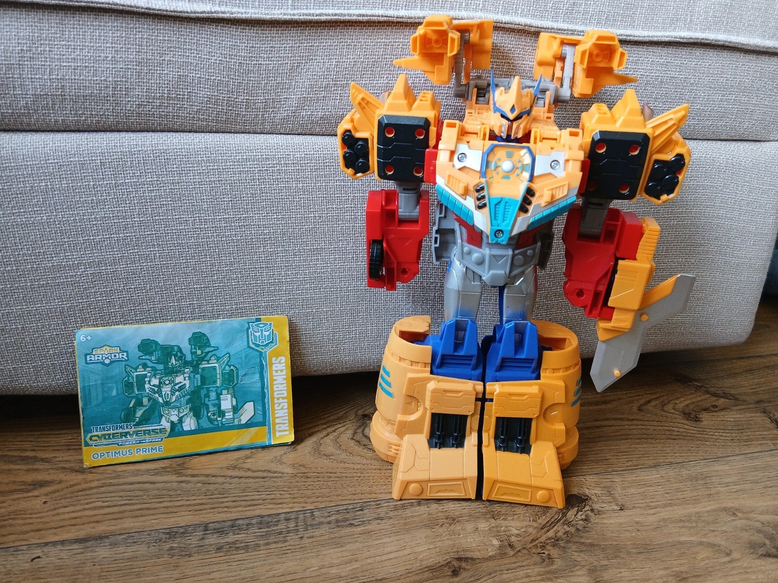 Optimus prime transformers Cyberverse spark armor, Verzamelen, Ophalen of Verzenden, Gebruikt, Autobots