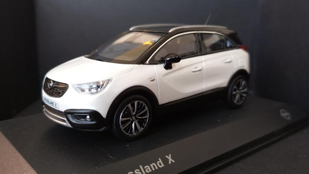 Opel Crossland X 1:43 Verticas Pol, Hobby en Vrije tijd, Modelauto's | 1:43, Overige merken, Auto, ., Nieuw