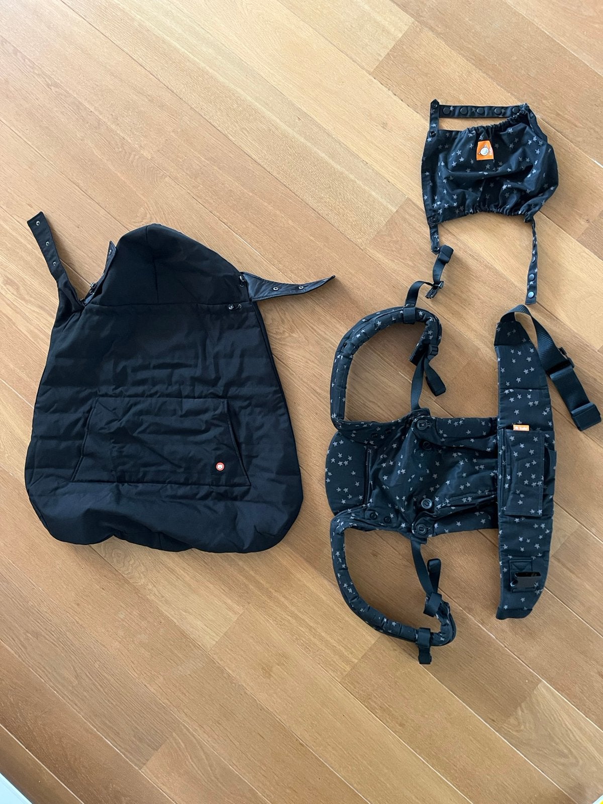 Tula Explore Carrier Discover + Wombat & Co softshell cover, Buik of Rug, Zo goed als nieuw, Draagzak, Ophalen