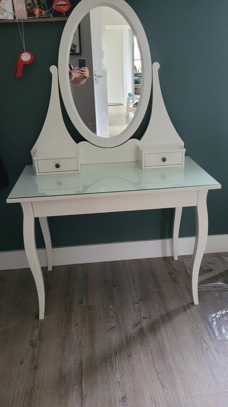 Hemnes ikea Witte kaptafel met spiegel en glazen blad, Ophalen, Gebruikt, 100 tot 150 cm, 100 tot 150 cm