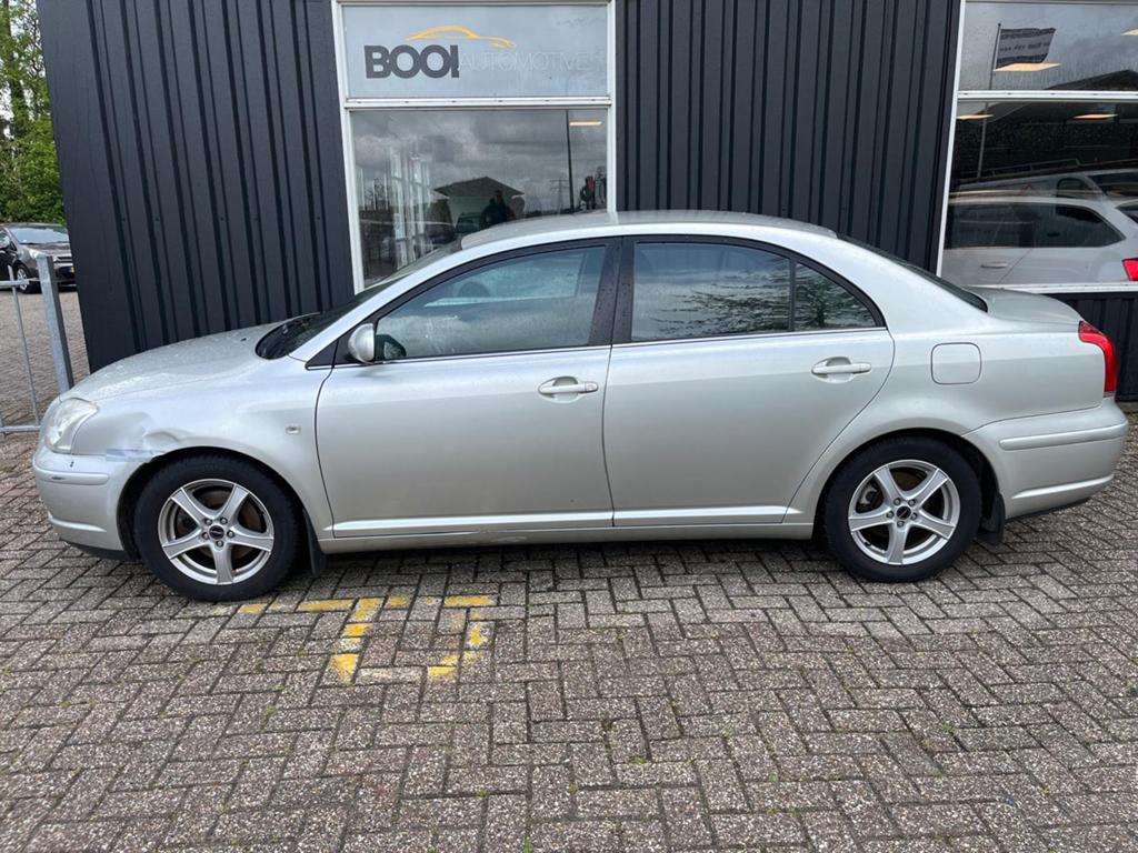 Toyota Avensis 2.0 16V Vvt-i SDN Linea Luna 2006 Grijs, Auto's, 1998 cc, Stof, Zwart, 4 cilinders