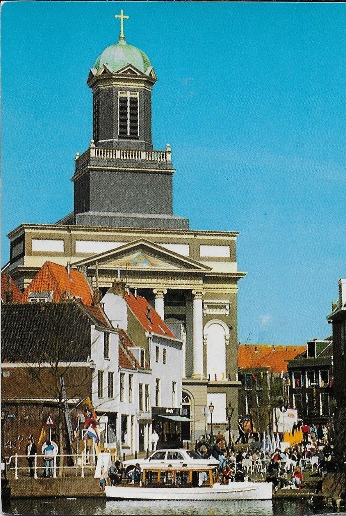Q2346 Ongelopen ansichtkaart leiden hartebrugkerk, Ophalen of Verzenden, 1980 tot heden, Ongelopen, Zuid-Holland