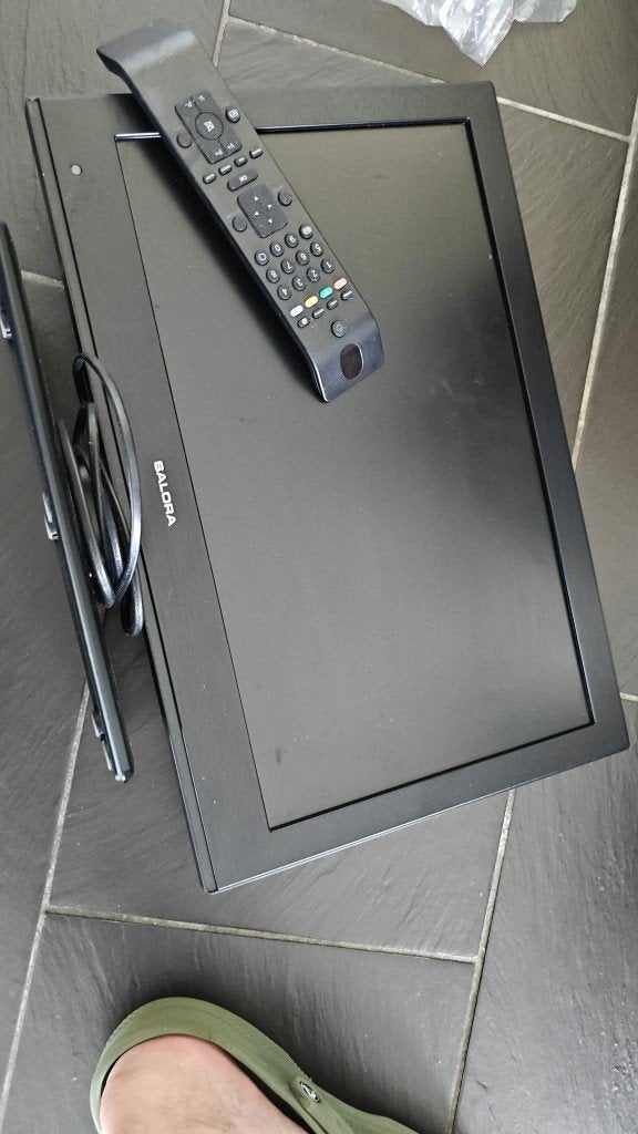 Salora TV met afstandsbediening, Gebruikt, 50 Hz, 40 tot 60 cm, Ophalen