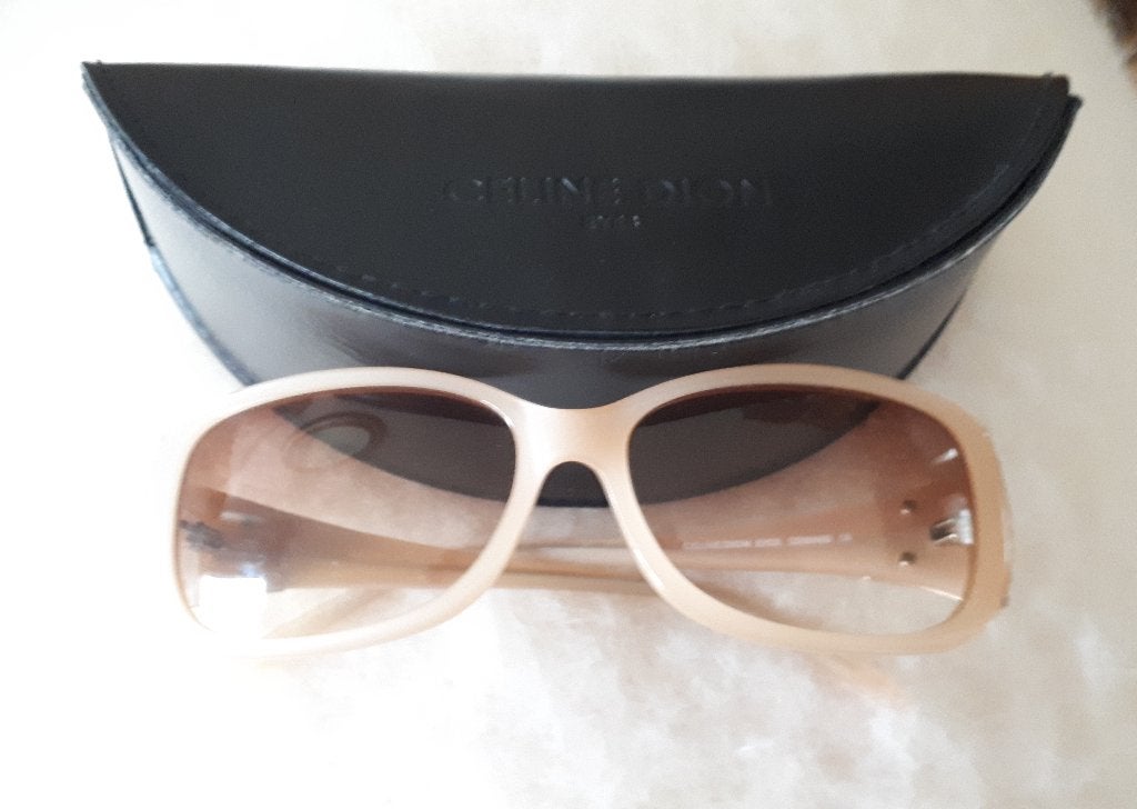 Celine Dion Eyes zonnebril nieuw!, Zonnebril, Beige, Nieuw, Ophalen