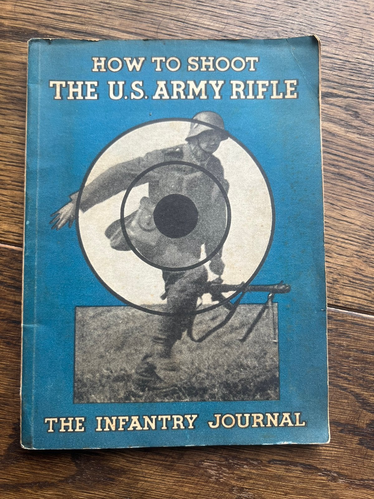 WO2 Amerikaans M1 Garand how to shoot the US army rifle 1943, Amerika, Verzenden, Boek of Tijdschrift