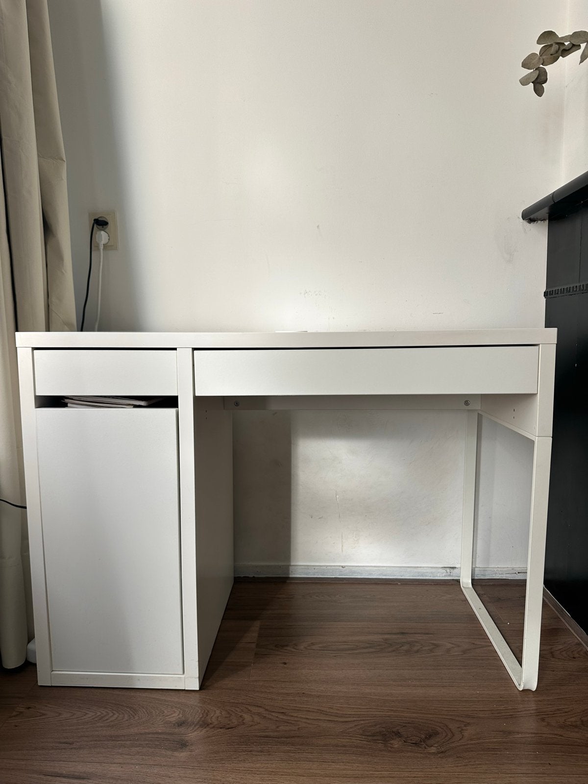 IKEA MICKE Bureau wit - Compact en functioneel, Ophalen, Gebruikt, IKEA, Computerbureau