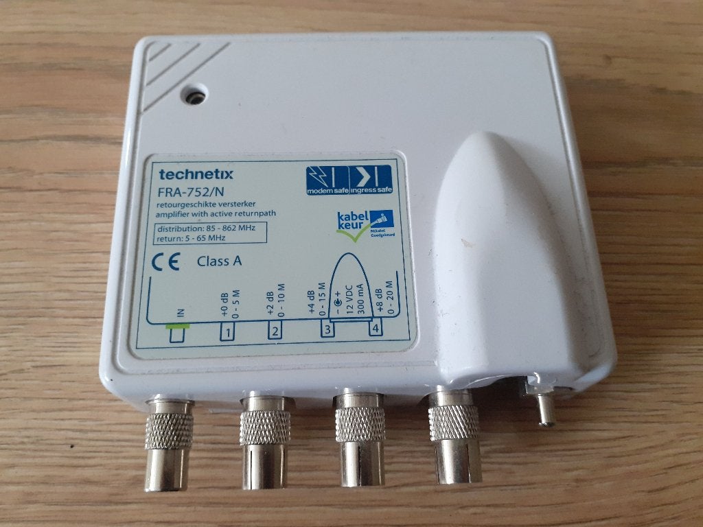 Antenneversterker Technetix FRA-752/N Splitter SQ601 e.d, Ophalen, Zo goed als nieuw