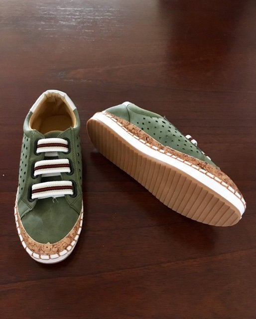 Nieuwe schoenen, Nieuw, Ophalen of Verzenden, Sneakers of Gympen, Groen