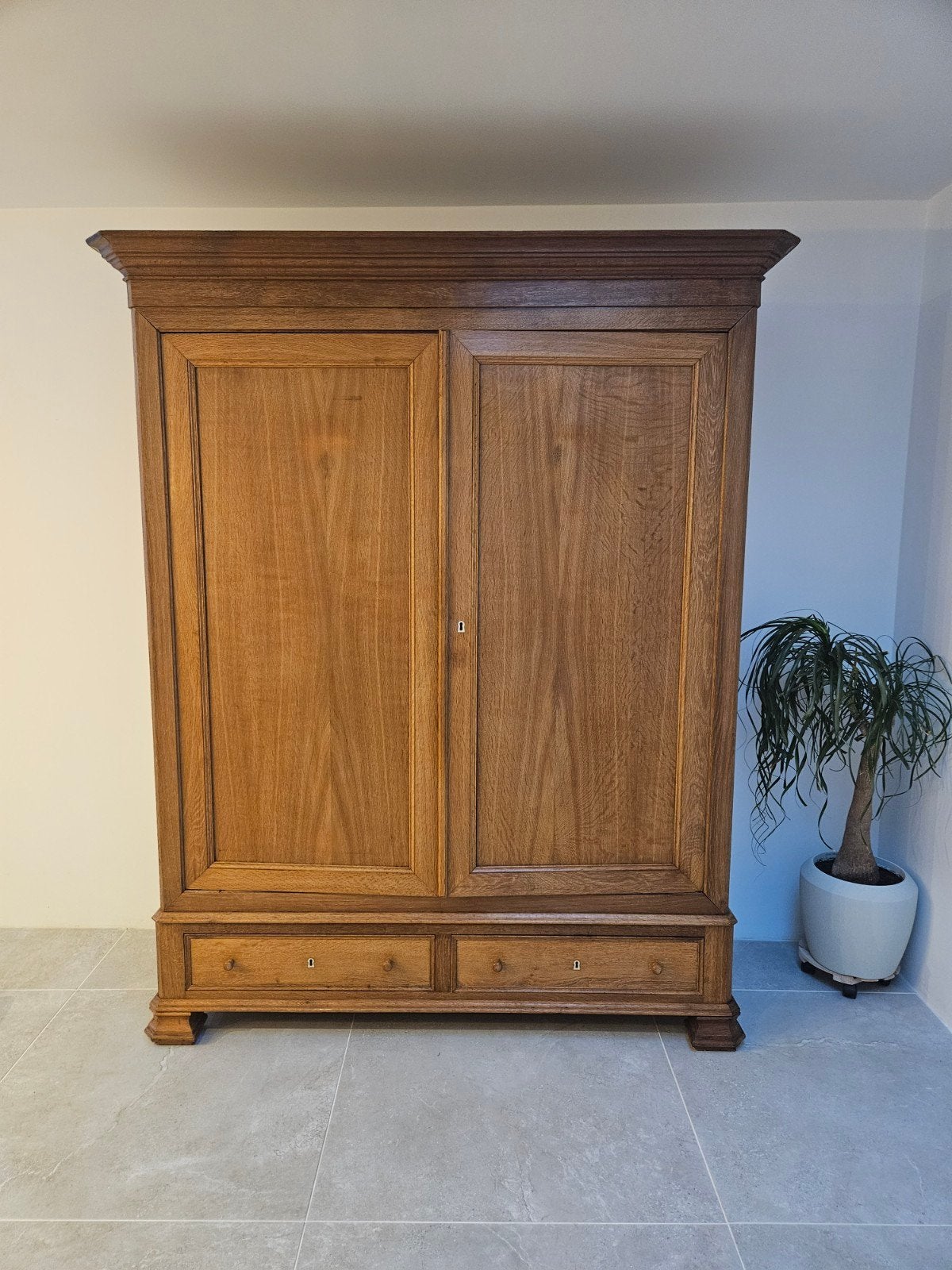 originele Louis Philippe kast., Antiek en Kunst, Ophalen