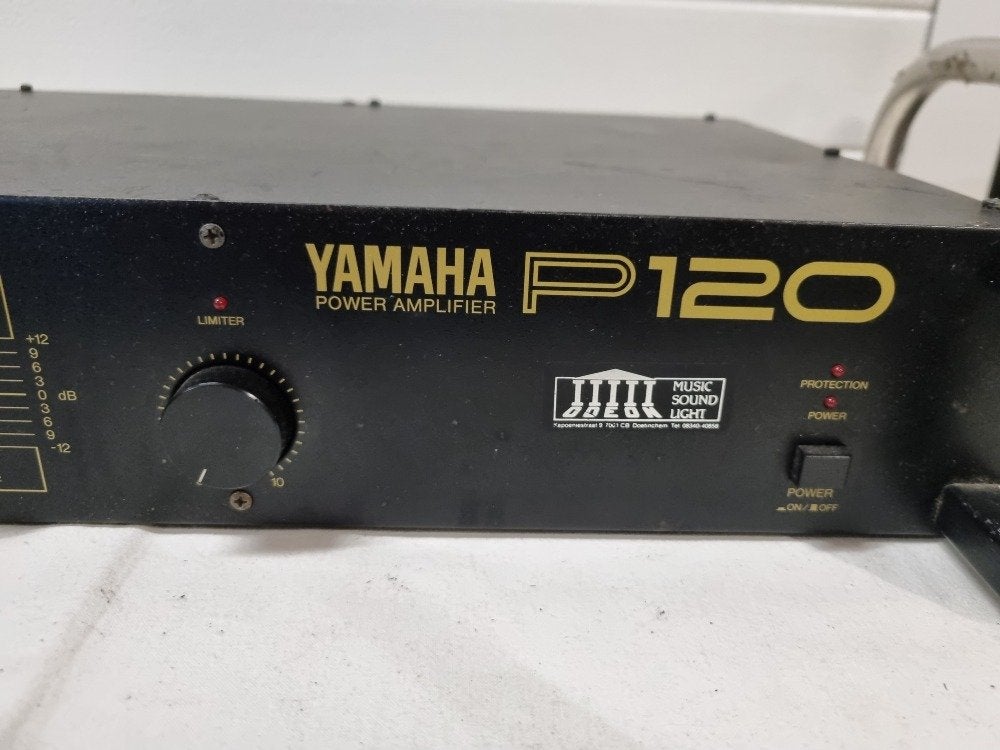 yamaha p-120 professioneel power amplifier, Ophalen of Verzenden, 'T Olde Gre-j, Info@toldegrej.nl, Endepoelstraat 20f Didam