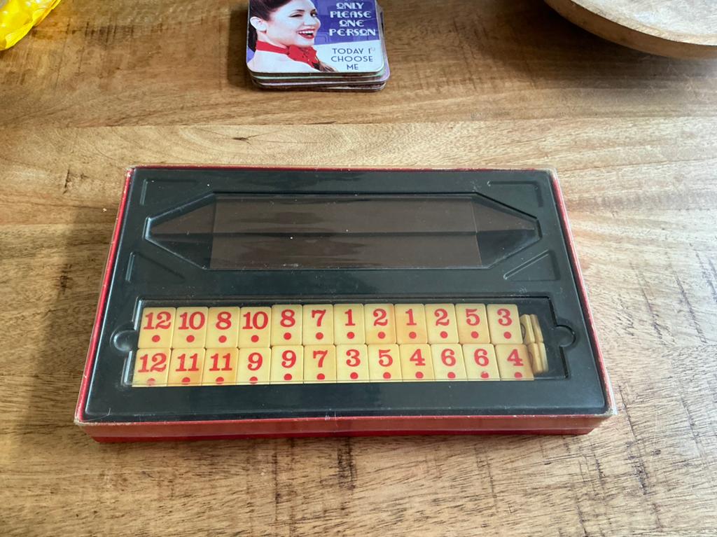 Rummikub kleine stenen, Ophalen of Verzenden, Gebruikt