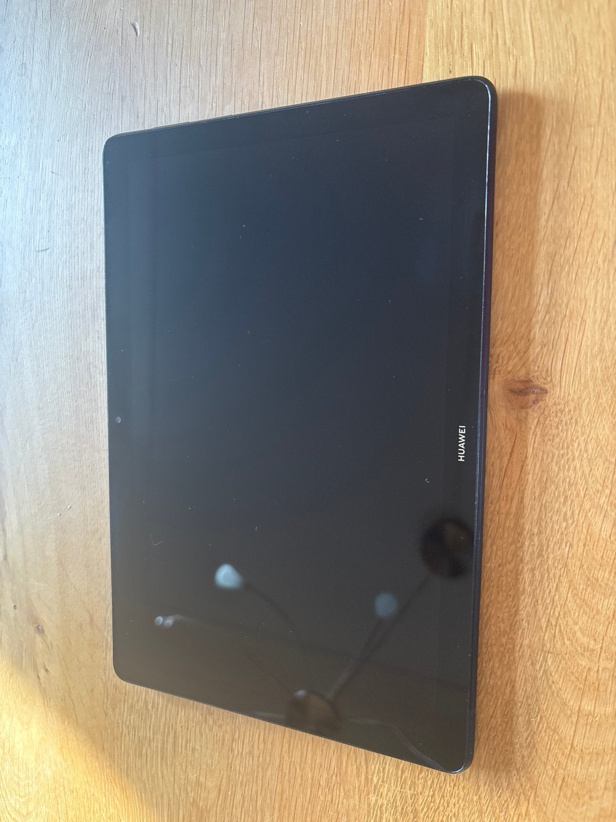 Huawei tablet T5 32gb- Lichte krassen achterkant, Ophalen of Verzenden, Gebruikt