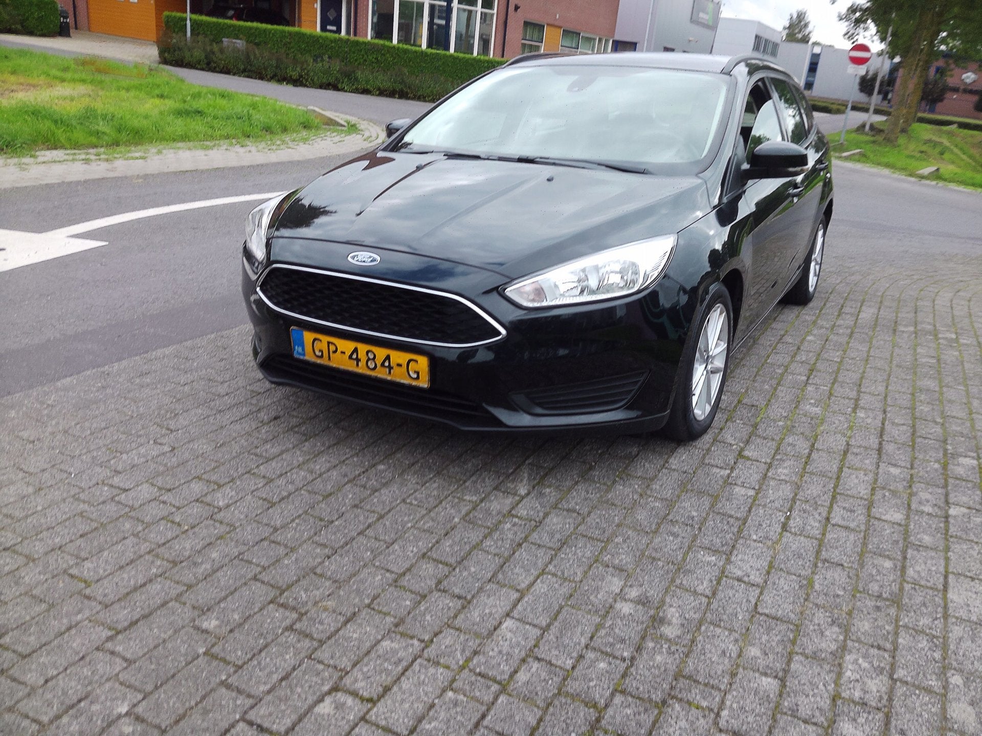 Ford Focus Wagon 1.5 TDCI Trend Edition, Auto's, Gebruikt, Euro 6, Zwart, Origineel Nederlands