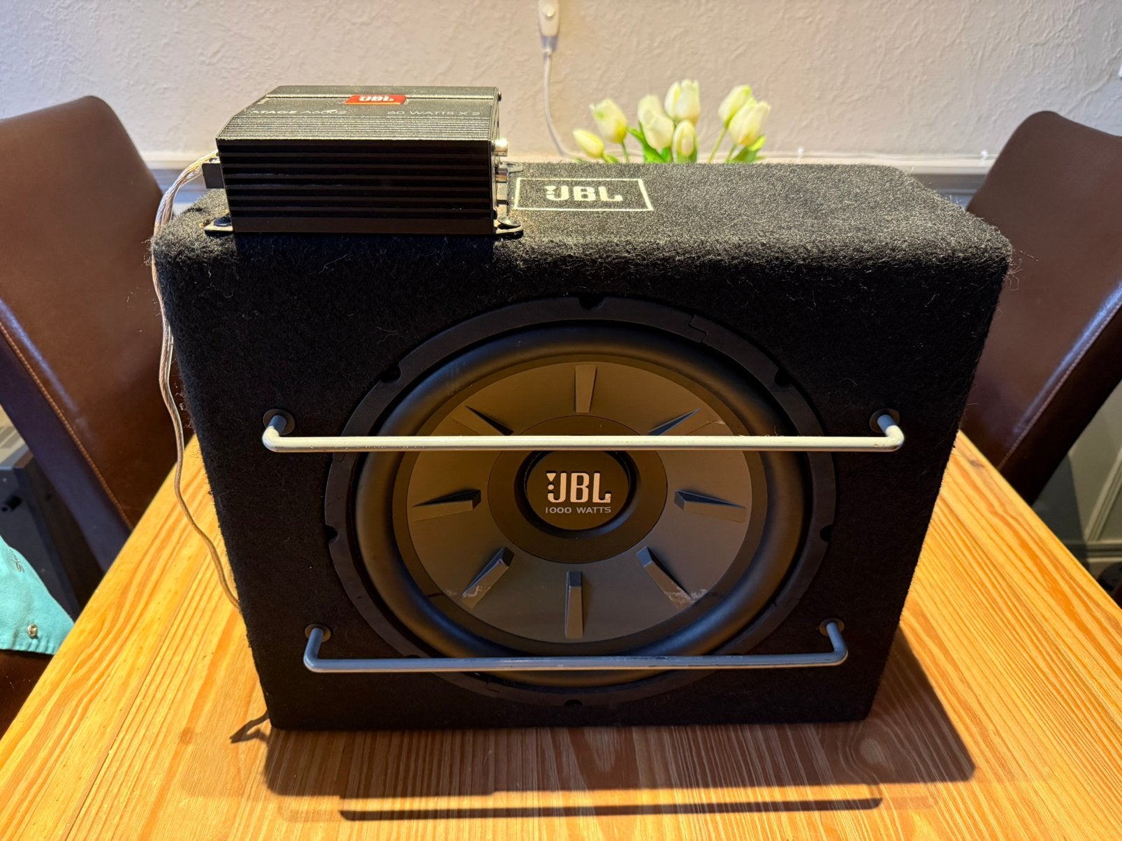 Goedwerkende JBL subwoofer met JBL versterker, Ophalen, Zo goed als nieuw