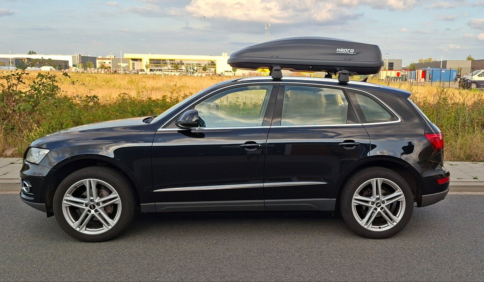Hapro Traxer 5.6 Dakkoffer 370 liter te huur Arnhem-zuid, Ophalen, Zo goed als nieuw