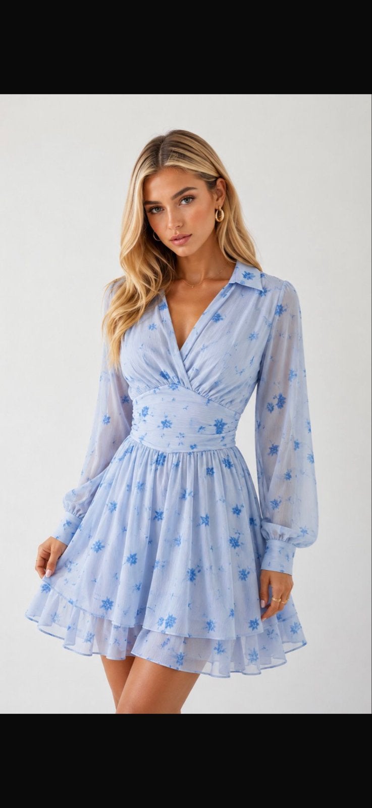 Nieuwe lichtblauwe jurk met bloemenprint, maat S (valt klein, Kleding | Dames, Jurken, Blauw, Nieuw, Ophalen of Verzenden, Maat 34 (XS) of kleiner