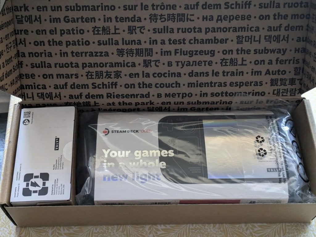 Foto 19 van Steam Deck OLED 512GB + 1TB SD-kaart + Accessoires