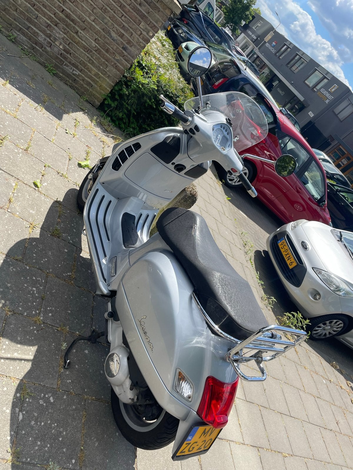 Vespa scooter, zo goed als nieuw, Motoren, Ophalen