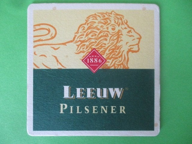 bierviltje Nederland 11-8  de leeuw, Ophalen of Verzenden, Zo goed als nieuw, Viltje(s), Overige merken