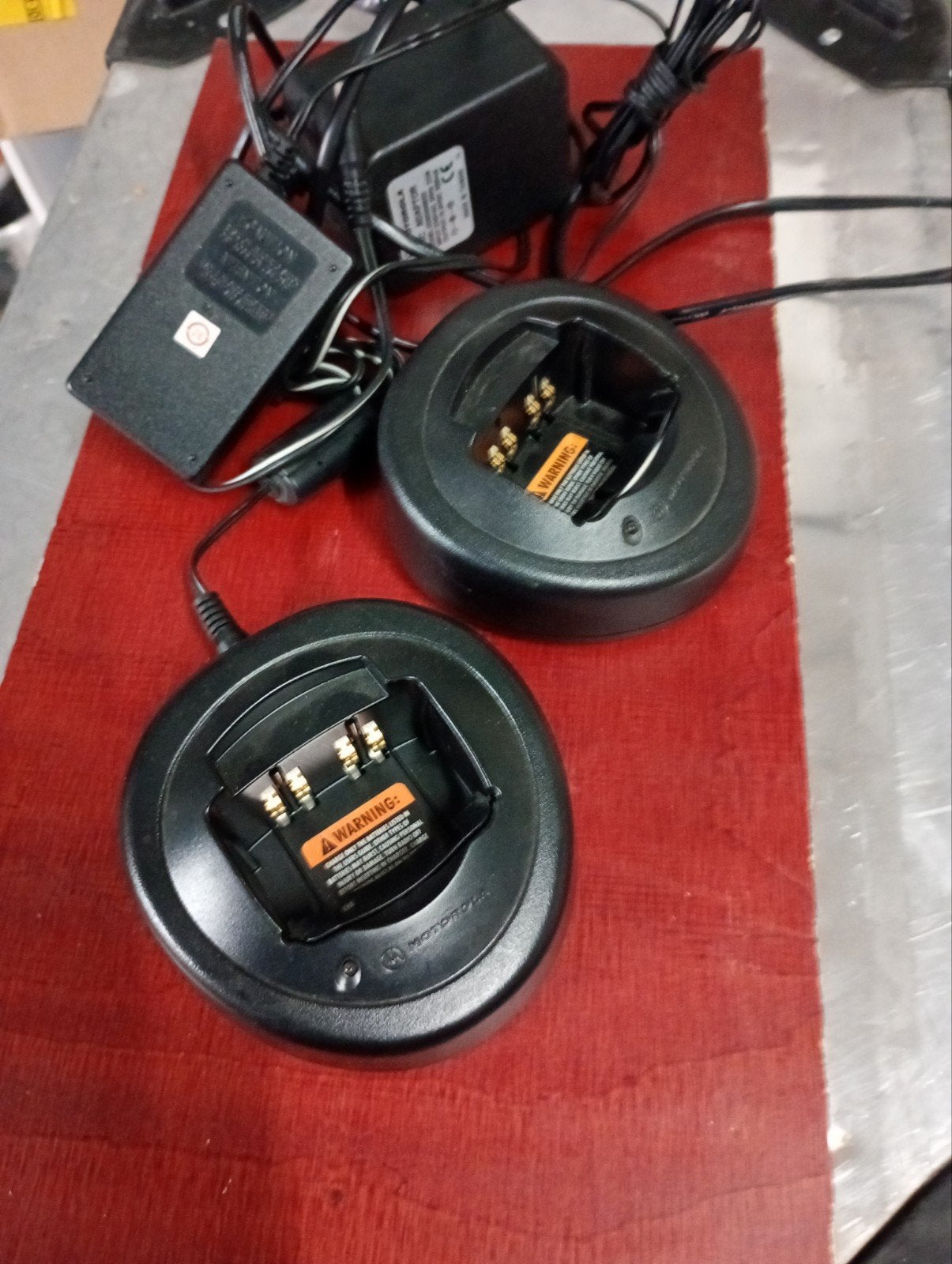2x Lader Motorola GP340 / GP344 met adapter, Ophalen of Verzenden, Gebruikt