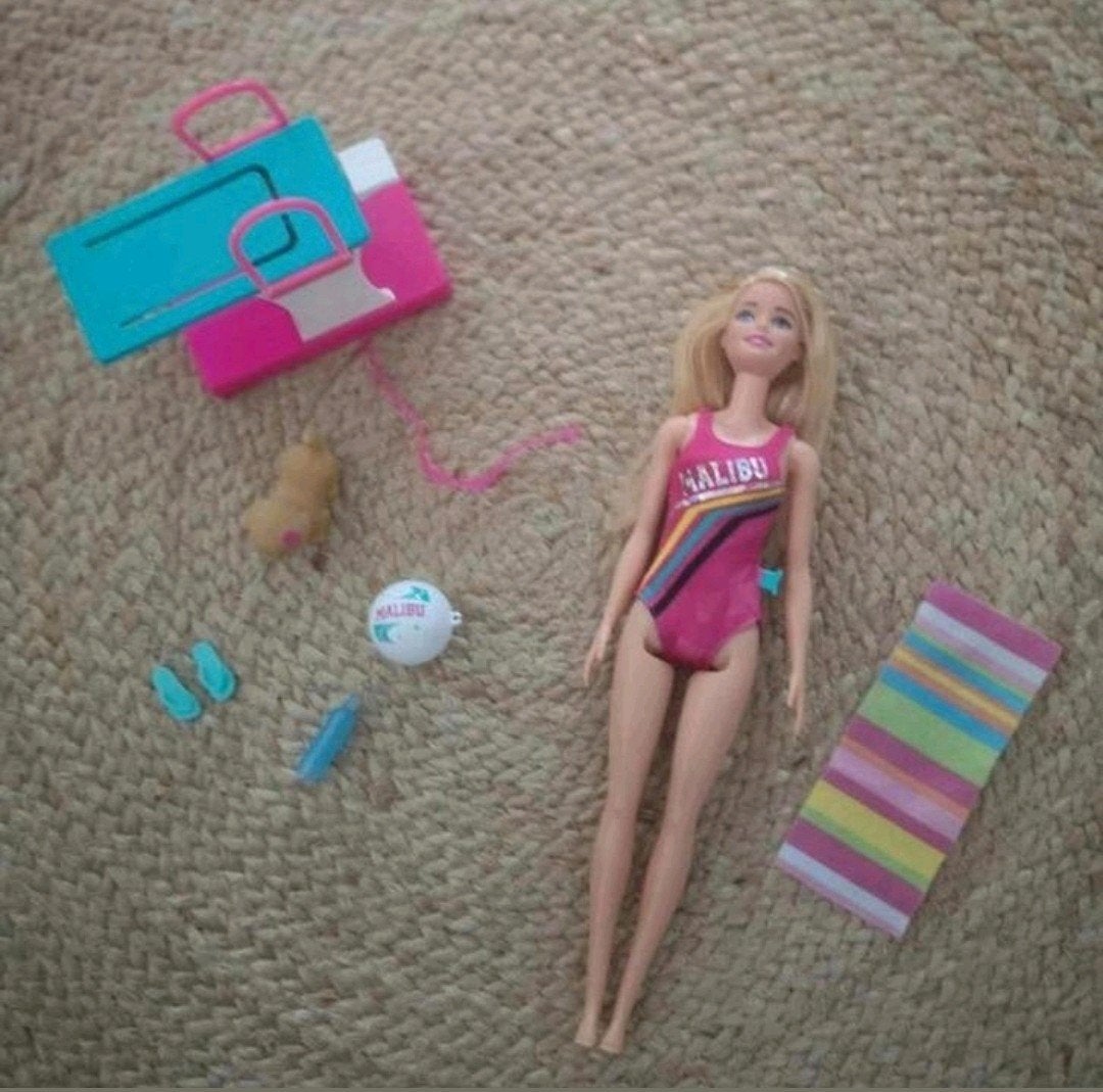 Barbie Dreamhouse Malibu speelset ZGAN, Ophalen of Verzenden, Zo goed als nieuw, Barbie