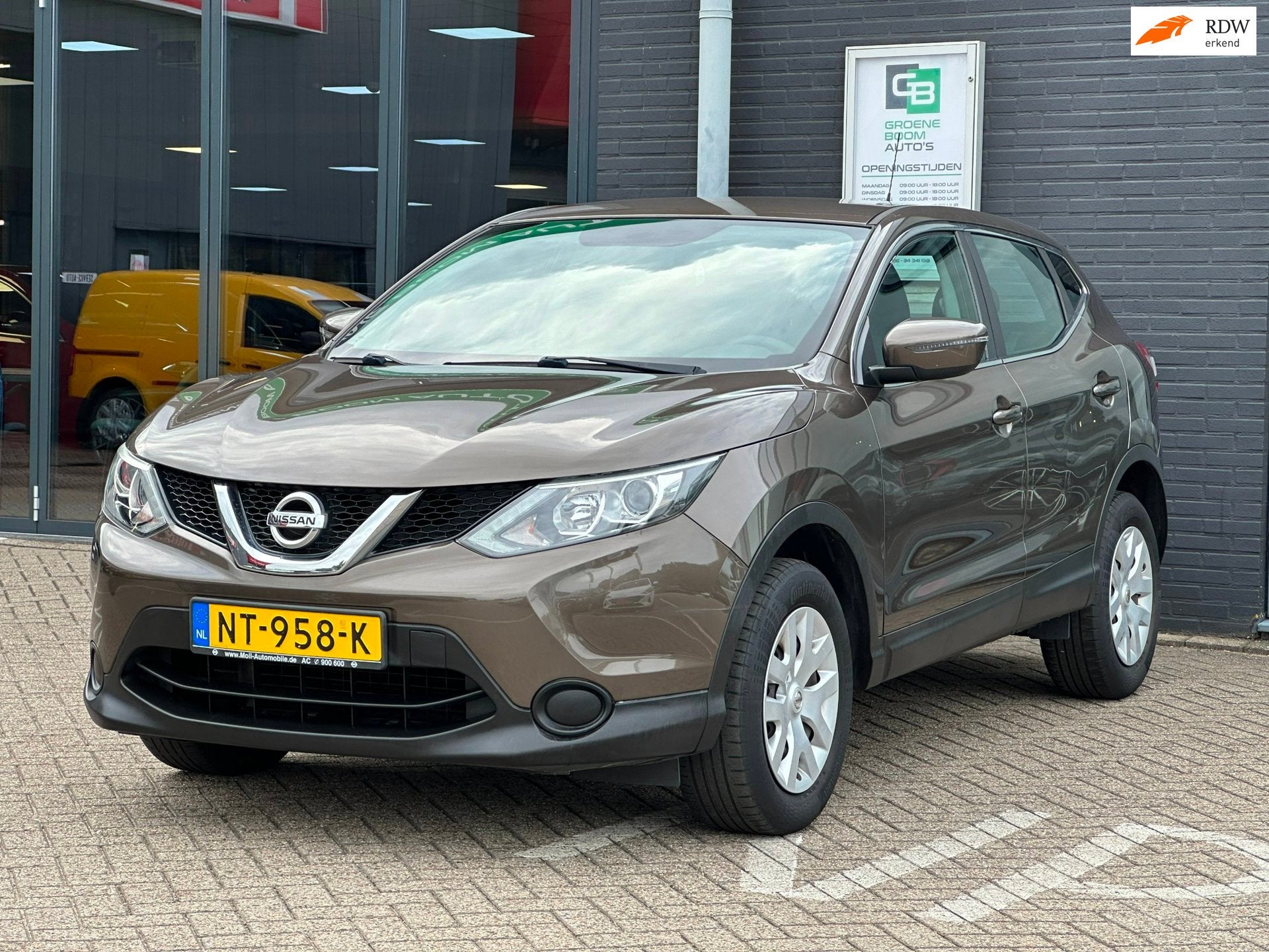 Nissan Qashqai 1.5 dCi Visia/1STE EG/CRUISE/NETTE STAAT!, Voorwielaandrijving, 1350 kg, Stof, Gebruikt