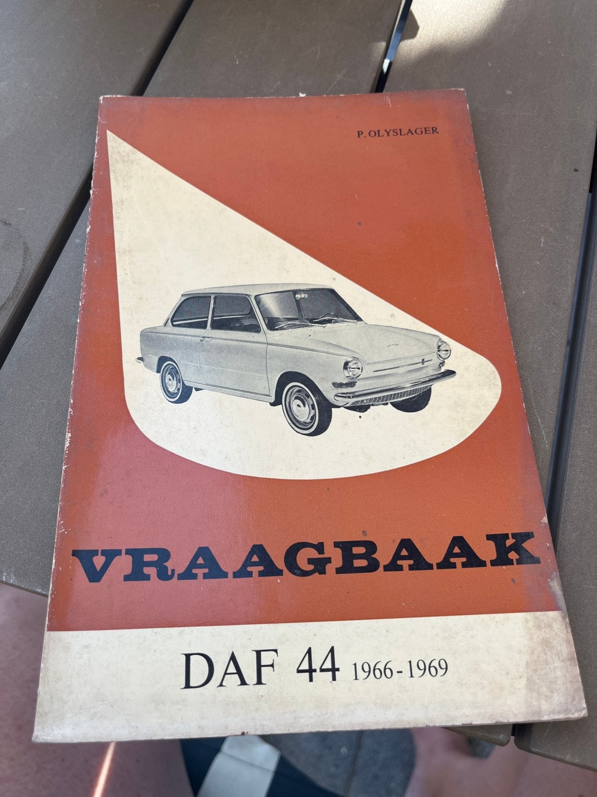 Vraagbaak DAF 44 (1966-1969) - P. Olyslager, Ophalen of Verzenden, Gelezen, Overige merken