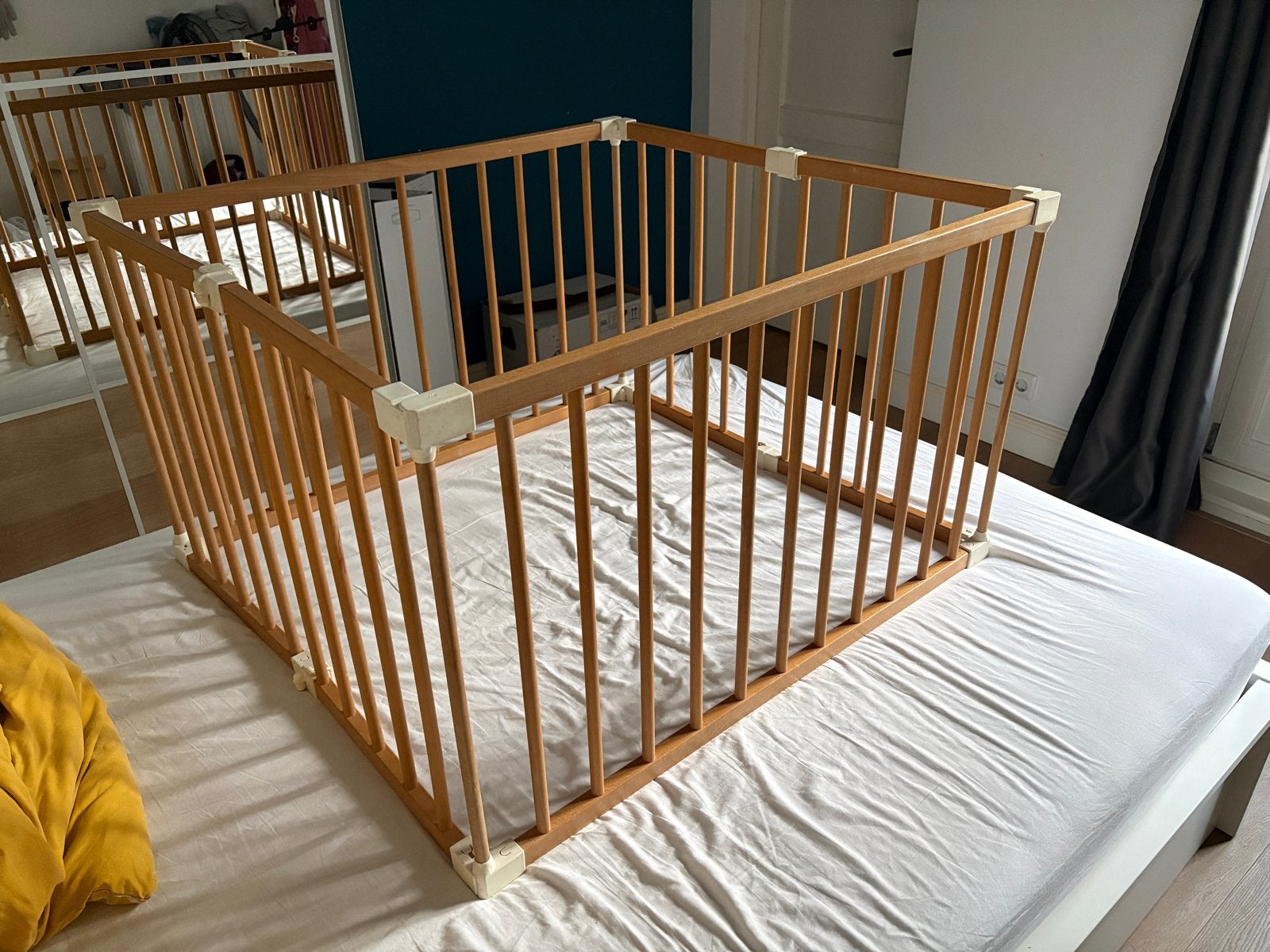 Houten box AT4 inklapbaar - Zo goed als nieuw, Kinderen en Baby's, Ophalen, Zo goed als nieuw, Vierkant