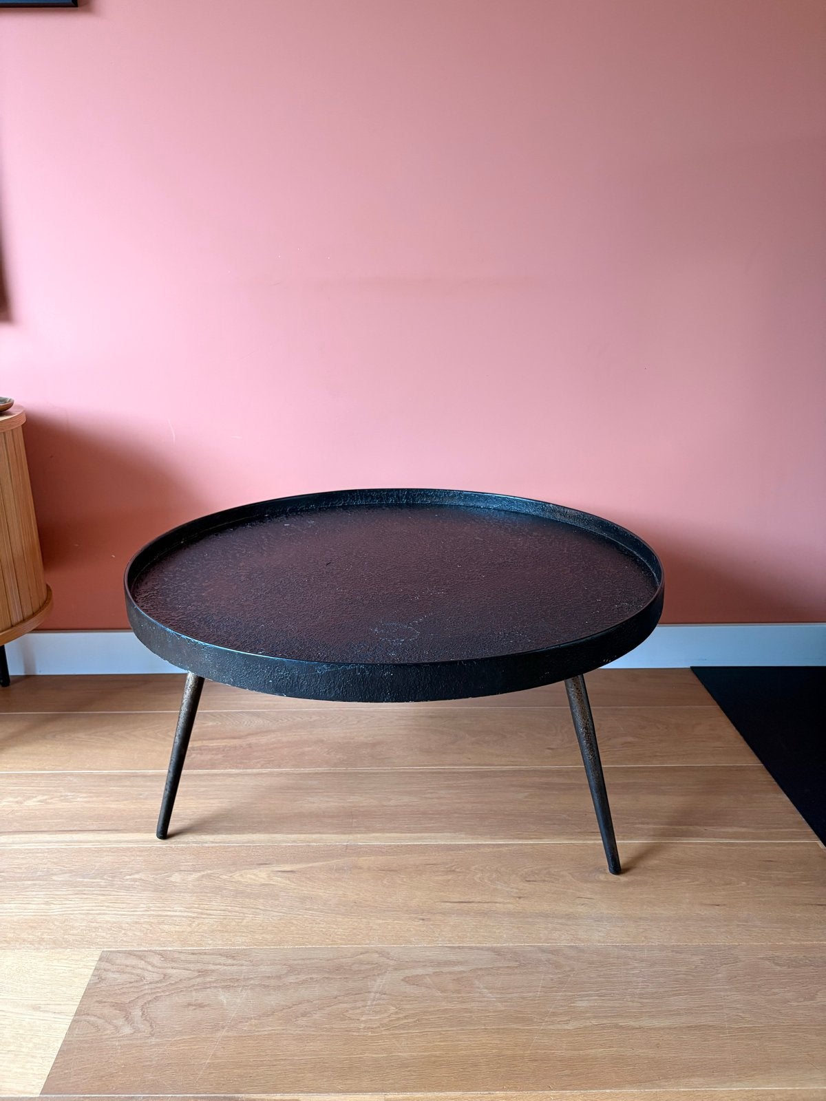 Zwarte ronde salontafel, Ophalen, Gebruikt, Rond, 50 tot 100 cm