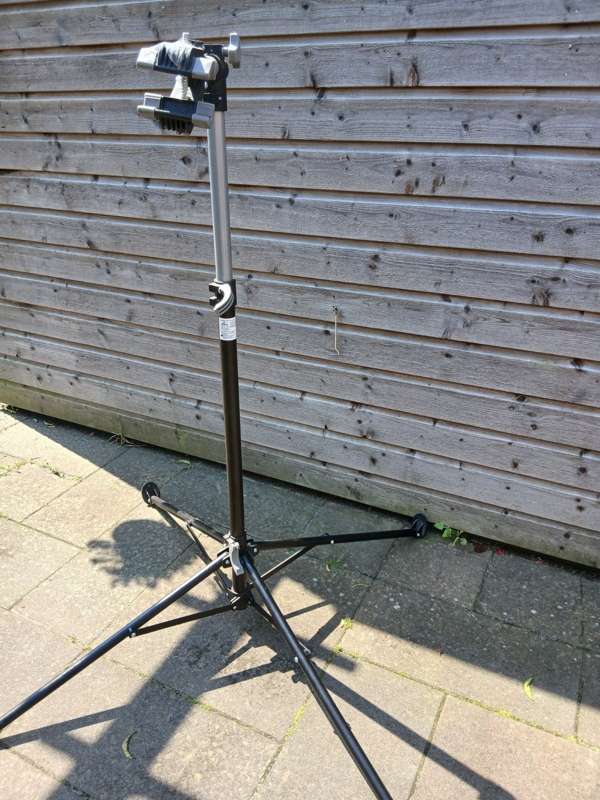 Montage standaard voor fietsen, Ophalen, Zo goed als nieuw