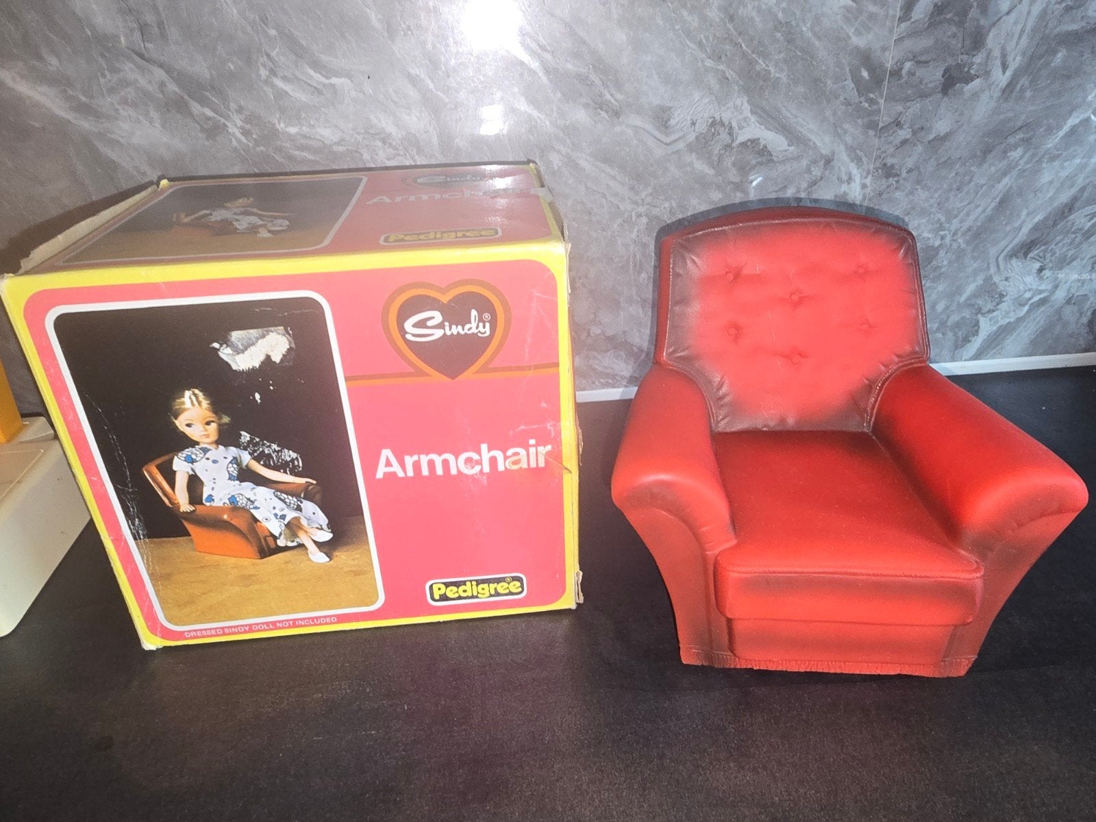 Sindy Pedigree Armchair - Vintage Poppenmeubel 44520, Verzamelen, Ophalen of Verzenden